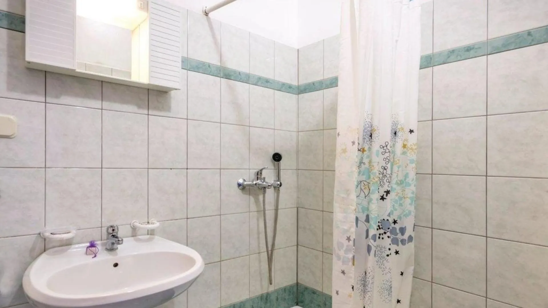 Ferienwohnung Fuer 3 Personen Ca 34 Qm In Valbandon, Istrien Istrische Riviera Croatia